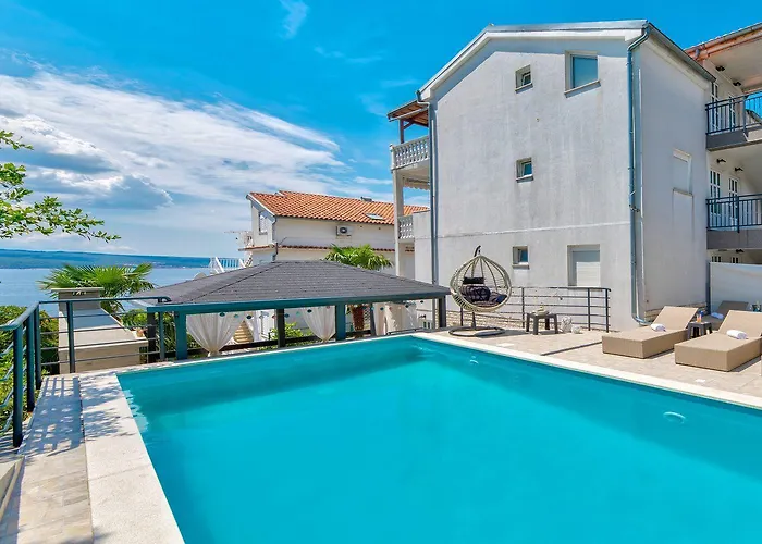 Apartman Modernes Nur 150 Meter Zum Mit Pool, Jacuzzi, Meerblick, Billard *