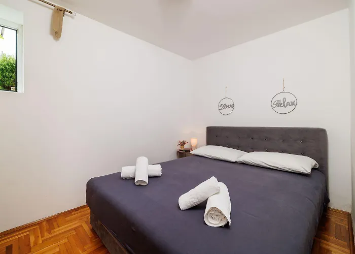 Modernes Nur 150 Meter Zum Mit Pool, Jacuzzi, Meerblick, Billard * Dramalj