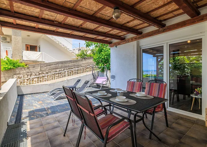 Διαμέρισμα Modernes Nur 150 Meter Zum Mit Pool, Jacuzzi, Meerblick, Billard