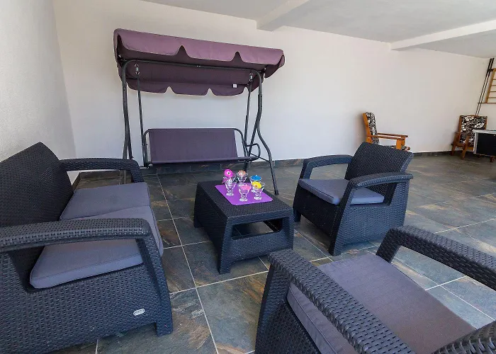 Modernes Nur 150 Meter Zum Mit Pool, Jacuzzi, Meerblick, Billard Διαμέρισμα Dramalj